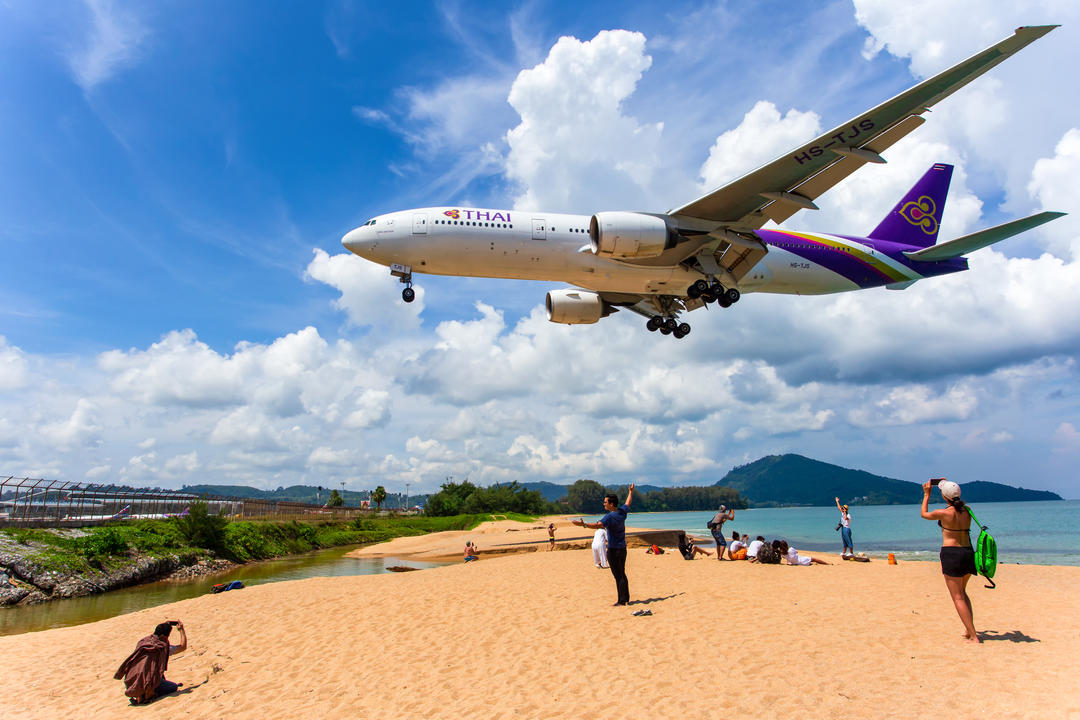 phuket,,thailand, ,may,14,,2018,:,landing,aircraft,above